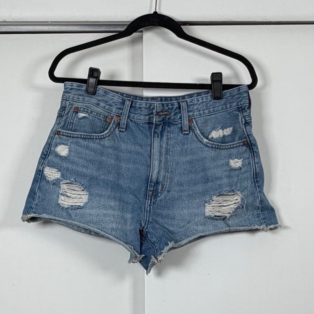 Madewell Relaxed Denim Shorts Distressed Raw Hem Medium Wash Blue Size 28 SS